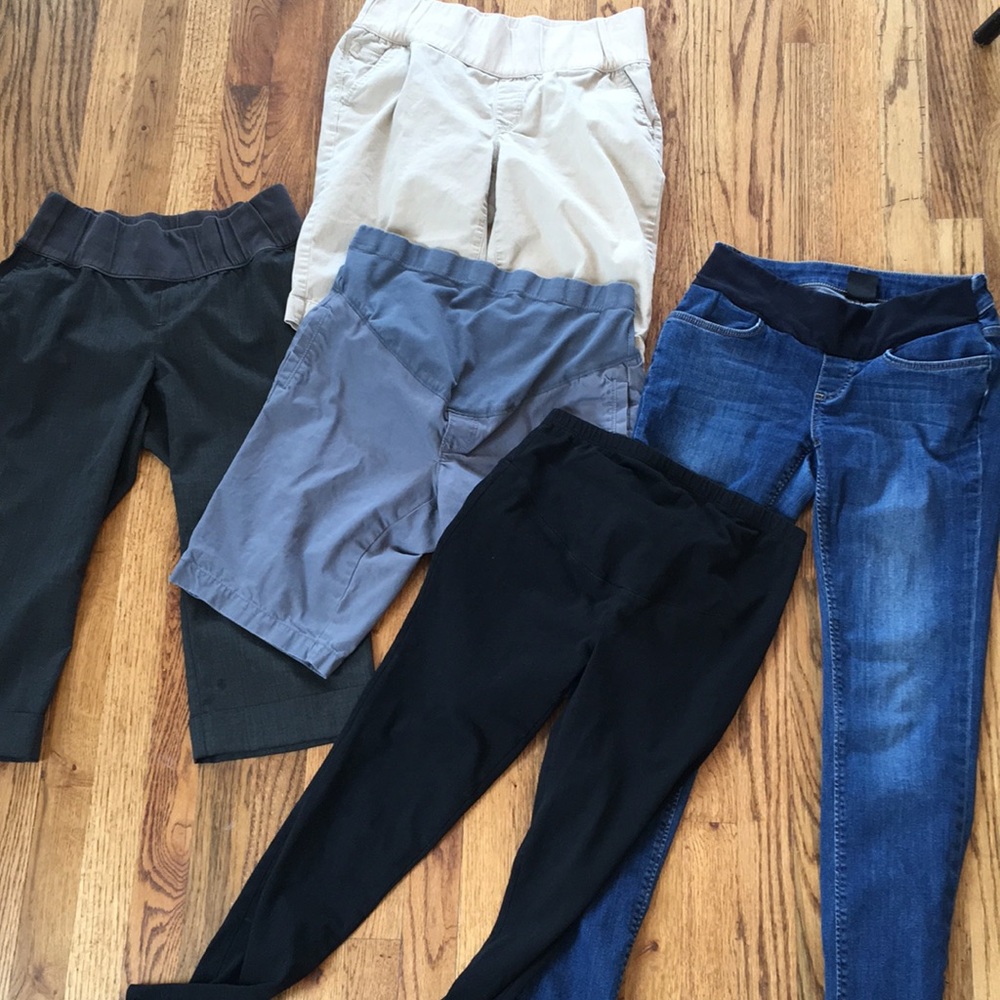 Maternity pants/shorts bundle Gap, Old Navy